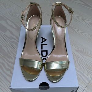 Worn once. Gold Cardross Aldo Sandal
